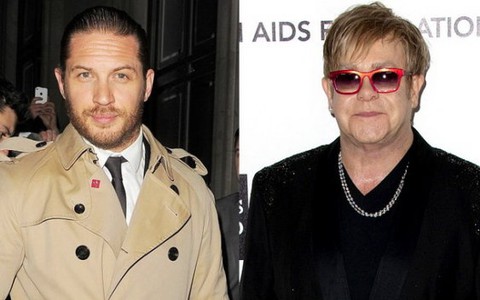 Kẻ thù của "Người dơi" vào vai Elton John