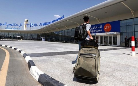 Sân bay lớn nhất thế giới ở Dubai mở cửa đón khách