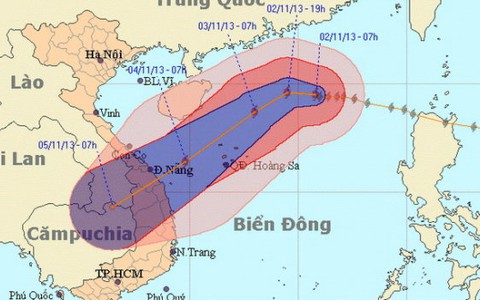 Bão số 12 liên tục đổi hướng