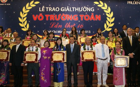TP.HCM: trao giải Võ Trường Toản cho 30 giáo viên