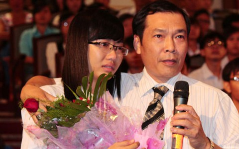 Chớ nhầm hiệp sĩ với anh hùng rơm
