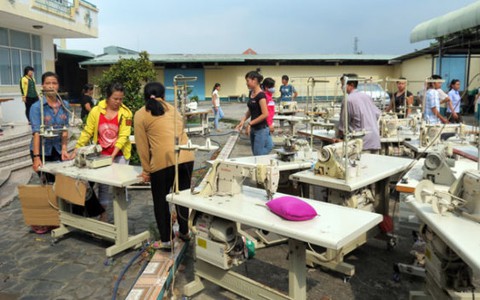 TP.HCM: Ứng ngân sách hỗ trợ công nhân bị nợ lương