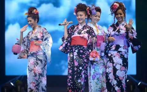 Nghệ sĩ Việt diễn thời trang Shibuya, Harajuku