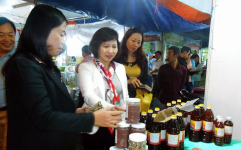 Nước mắm Nhơn Lý "hút mắt" Thứ trưởng Bộ Công thương