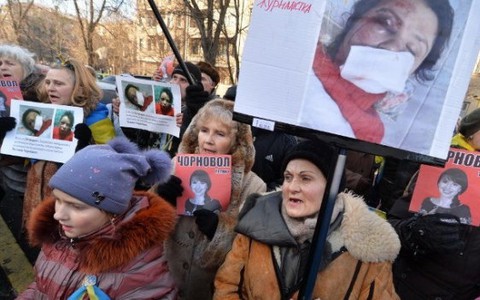 Ukraine: Hơn 50.000 người biểu tình sau vụ đánh đập nhà báo