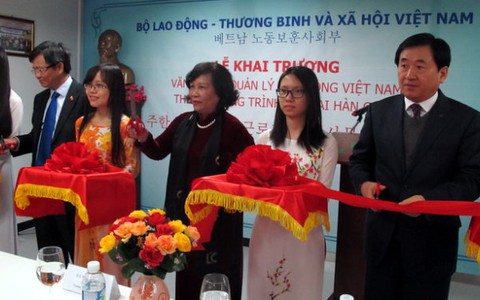 Hàn Quốc: Thành lập Văn phòng quản lý lao động Việt Nam