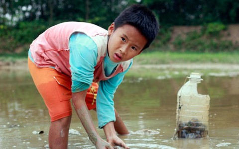 Cậu bé "ốc bươu vàng"