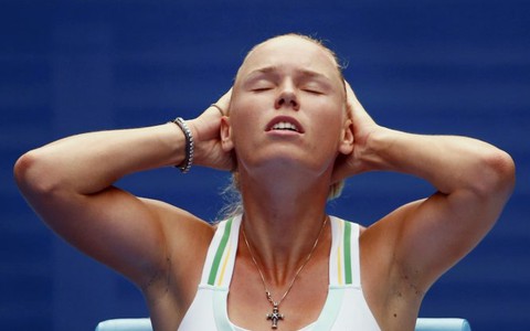 Caroline Wozniacki chia tay Giải Úc mở rộng 2014