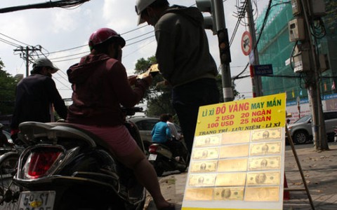 Đôla "mỹ nghệ" tràn phố cuối năm