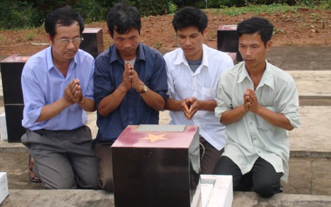 "Anh đã về ăn Tết cùng gia đình"