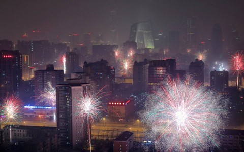 Châu Á huyền ảo đêm giao thừa Giáp Ngọ 2014