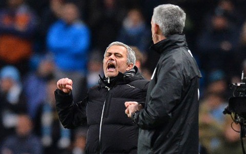 HLV Mourinho đúng là bậc thầy