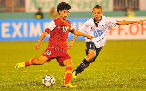 U-19 VN hoàn tất việc xin thị thực đi châu Âu
