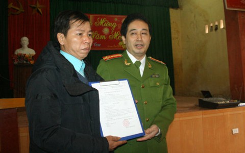 Ông Chấn yêu cầu bồi thường hơn 1 tỉ đồng