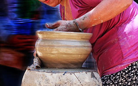 "Thổi hồn vào gốm"