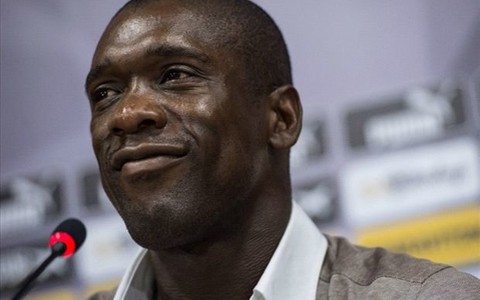 Seedorf nhờ thầy cũ Ancelotti mách nước