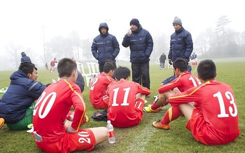 HLV Guillaume vẫn chưa hài lòng với học trò