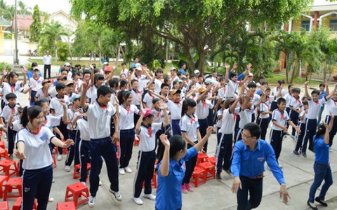 Học làm người có ích