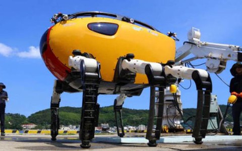 Robot đi bộ dưới nước lớn nhất và lặn sâu nhất thế giới