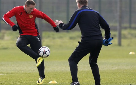 Rooney trở lại tập luyện trước trận gặp B.M