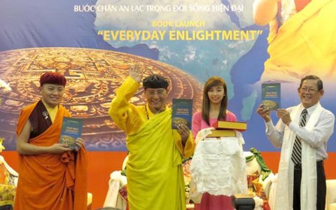 Dành năng lượng mỗi người giúp đỡ mọi người