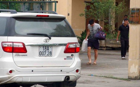 Văn Quyến bị triệu tập