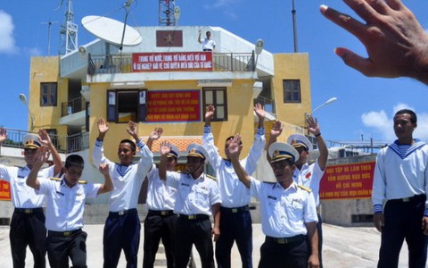 "Chuyến đi lịch sử"