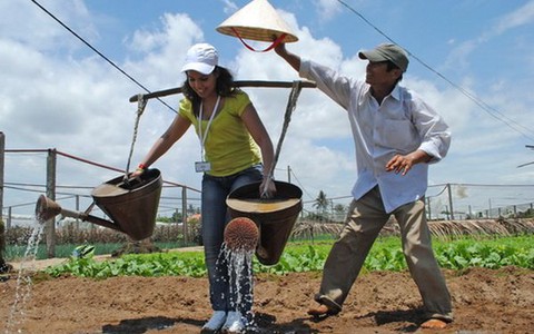 Thu nhập của cộng đồng quá ít so với doanh nghiệp du lịch