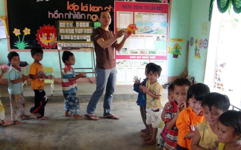 "Anh ong nâu" ở trường mầm non