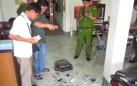 Đột nhập nhà dân giữa ban ngày, lấy trộm xe SH