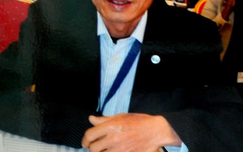 Kỳ 3: "Đại sứ một tay"