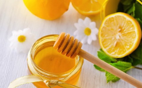 Mật ong, chanh, cà phê và lông mặt