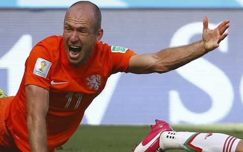 "Costa Rica chỉ sợ tài ăn vạ của Robben"