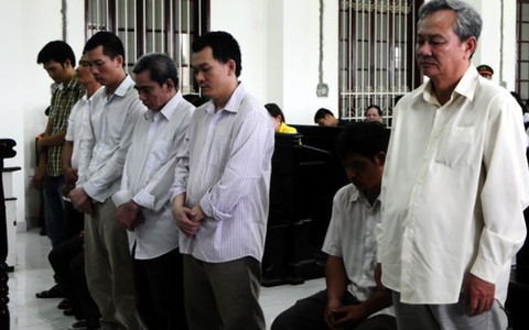 Y án 3 năm tù nguyên giám đốc sở VHTT&DL Vĩnh Long