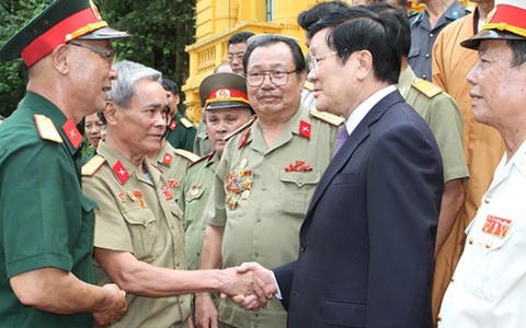 Chủ tịch nước gặp cựu chiến binh Vị Xuyên