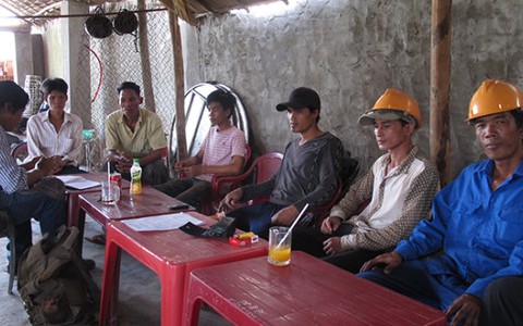 Giám sát công ty Trung Quốc tuyển dụng lao động