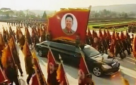 Triều Tiên "trưng" siêu xe triệu đô trên truyền hình