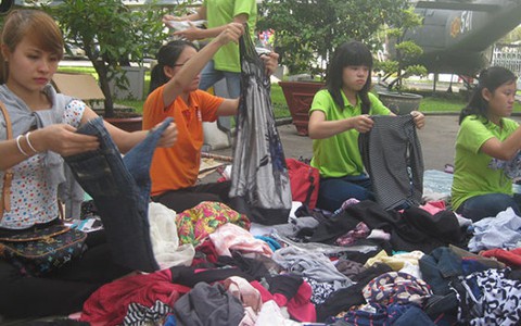 Chuẩn bị Trung thu cho trẻ em nghèo