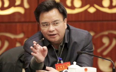“Rắn mất đầu” ở địa phương Trung Quốc