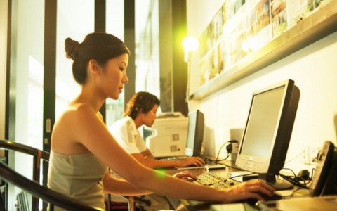 Giữ an toàn khi dùng máy tính công cộng