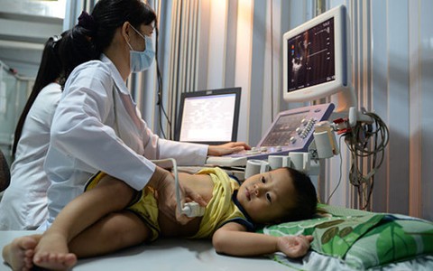 Siêu âm tim cho trẻ: Nơi dỗ, chỗ đuổi