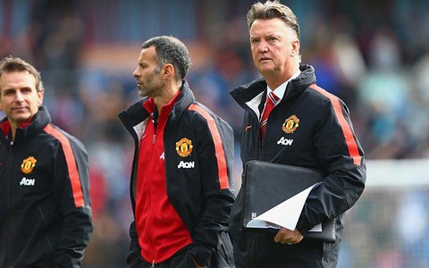 Đừng trách Van Gaal