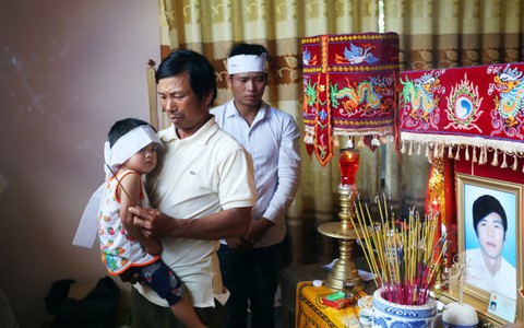 Tang liền tang trên dòng Đồng Nai
