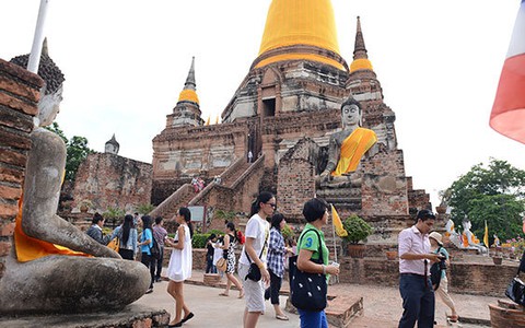 Mua tour du lịch theo nhóm thương hiệu