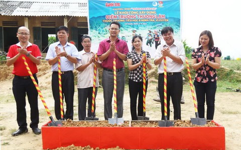 Để học sinh Thượng Lâm có một mùa đông ấm áp