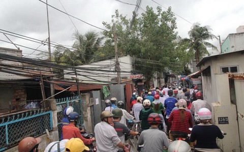 Thêm cầu tạm, giải quyết kẹt xe cầu Ông Buông