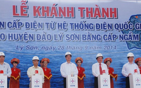 22.000 người dân Lý Sơn hạnh phúc trong niềm vui có điện