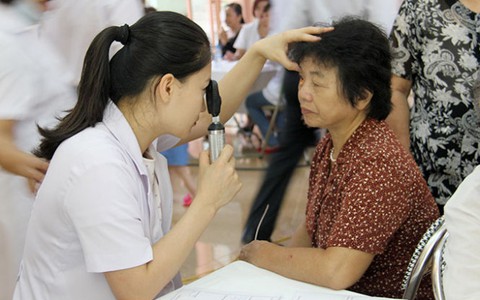 Mất cân bằng giới tính ở cả người cao tuổi
