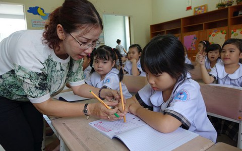 Nghiêm cấm bắt trẻ “chín ép”