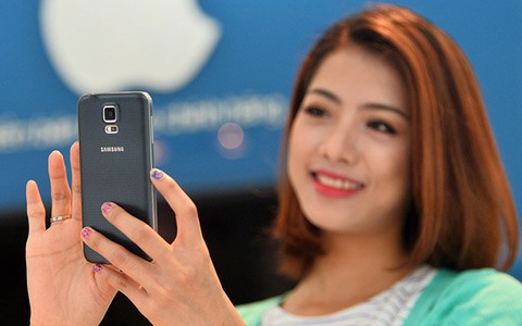 Thuê bao trả sau có thể đăng ký roaming qua SMS, trực tuyến